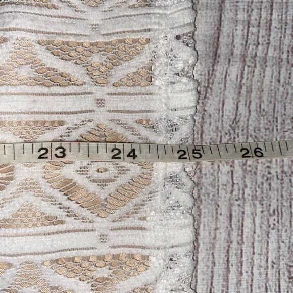 Express women M cold shoulder spaghetti strap white lace dress w/tan lining - Picture 11 of 12